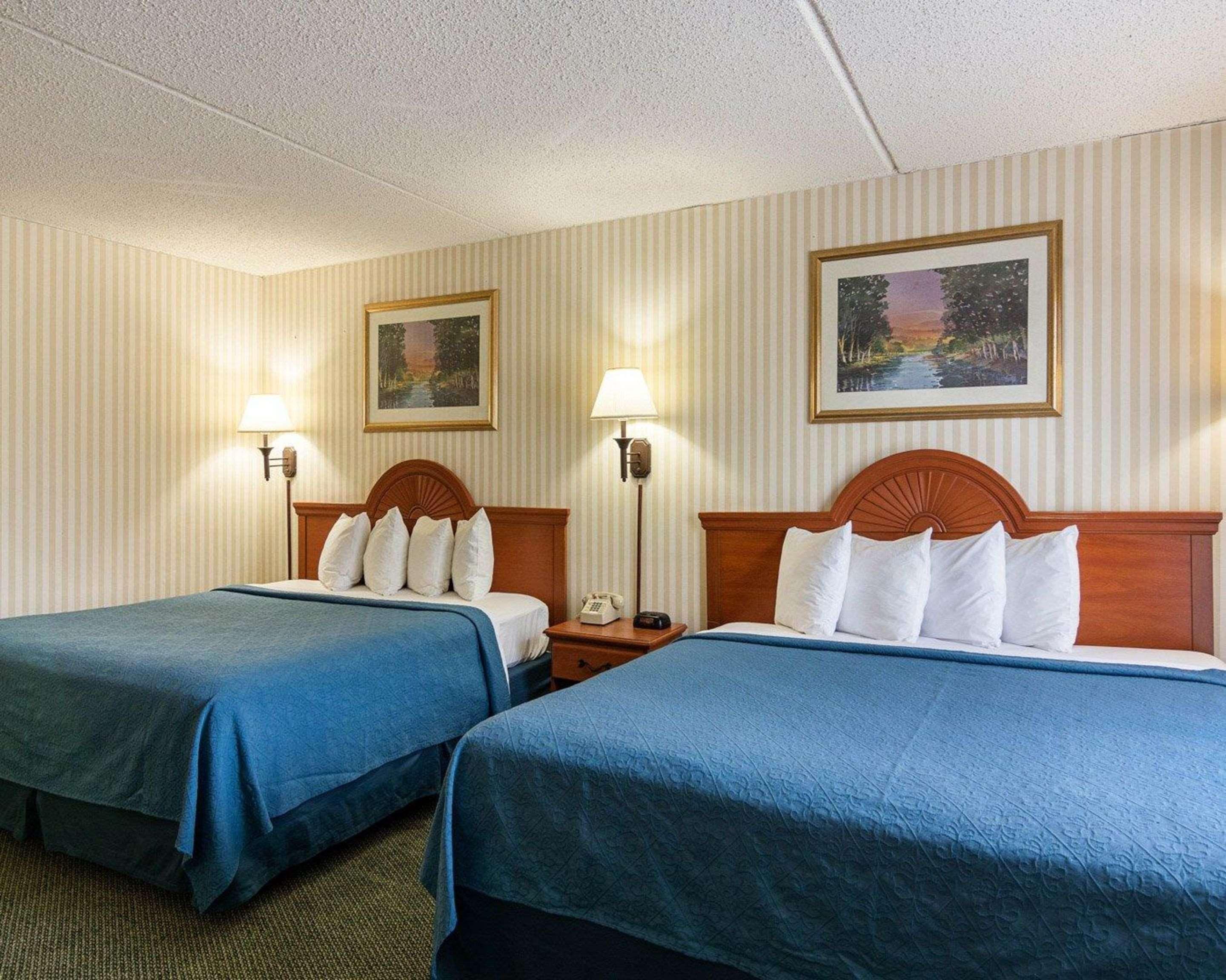 Rodeway Inn Joint Base Andrews Area Camp Springs Eksteriør billede