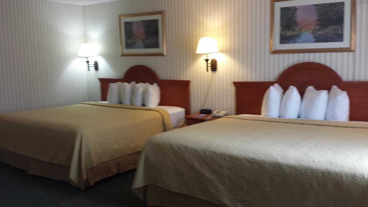 Rodeway Inn Joint Base Andrews Area Camp Springs Eksteriør billede