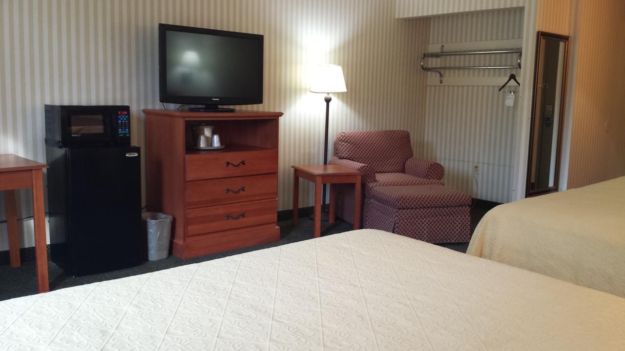 Rodeway Inn Joint Base Andrews Area Camp Springs Eksteriør billede